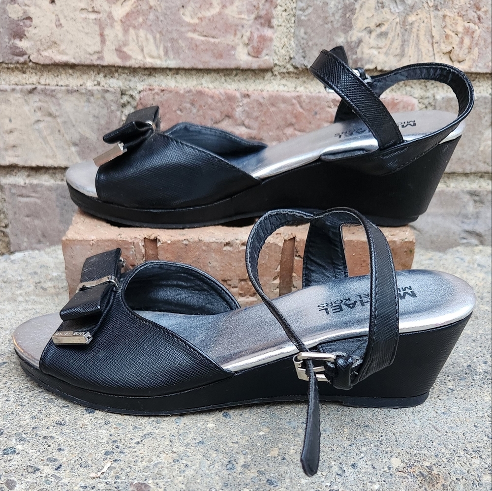 Girl's Size 4 Michael Kors Cate Millie Mid Heel Wedge Sandal